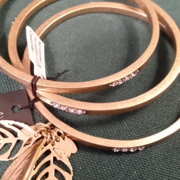 Nanette Lepore Gold-Tone Bangle Bracelet Set, NWT RARE - Picture 3 of 6